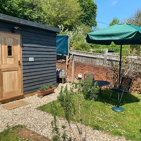 Bridport Garden Suite Екстериор снимка